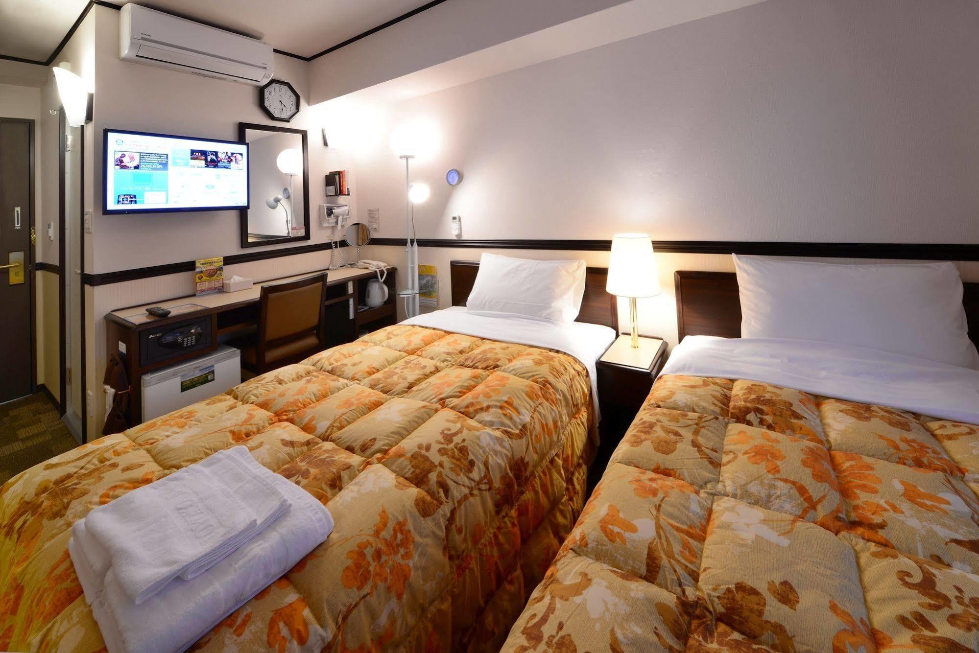 Toyoko Inn Kagoshima Temmonkan No 1 Dış mekan fotoğraf